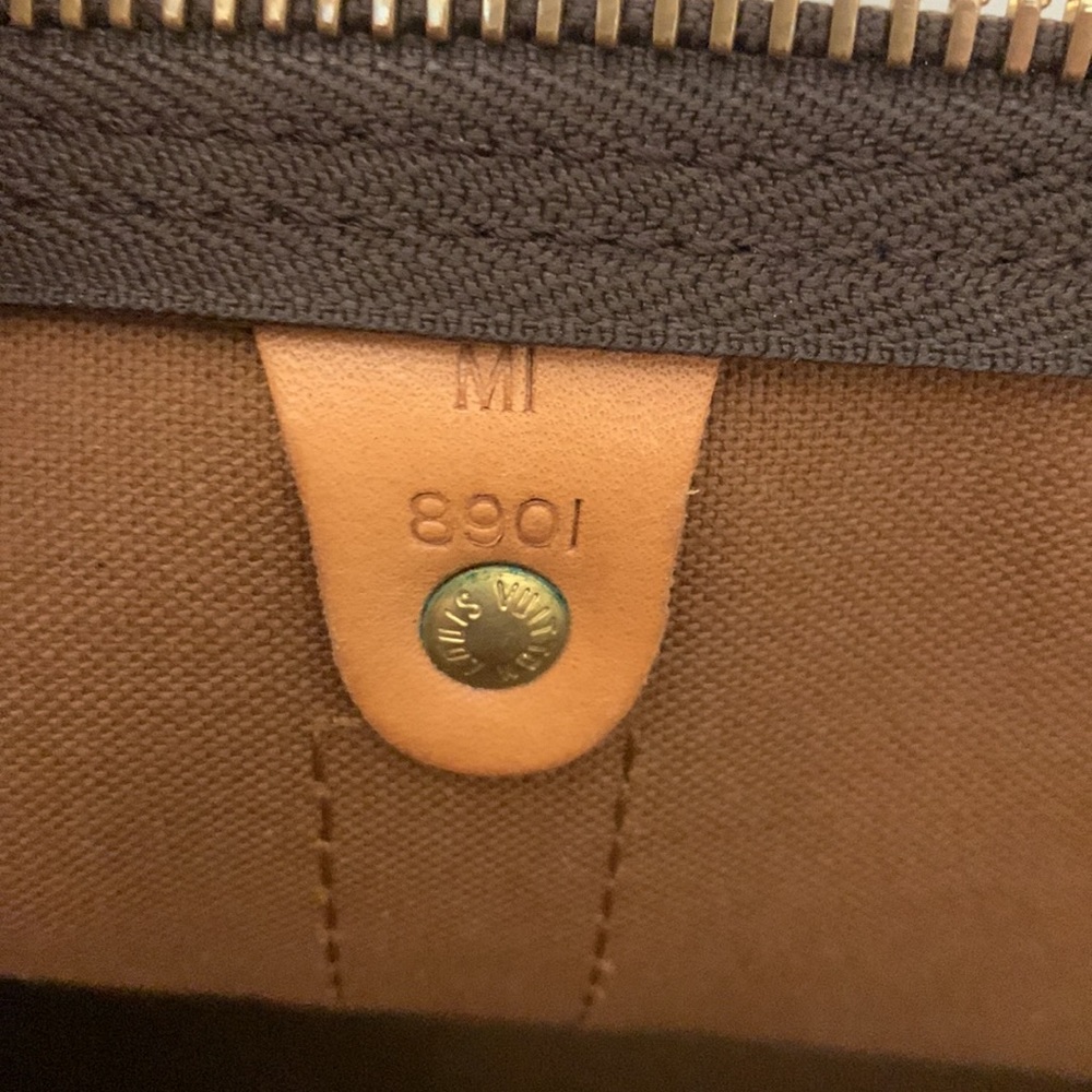 Authentic Vintage Louis Vuitton Monogram Keepall 55 Travel Bag 8901MI From 1989 - Picture 12 of 16